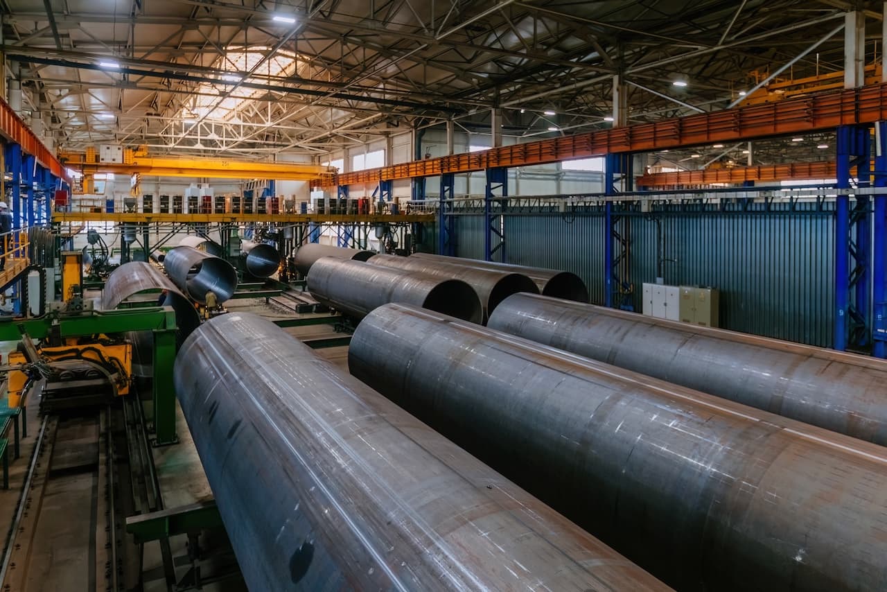 Ofrecemos una extensa gama de tamaños y especificaciones de tubería para satisfacer diversas necesidades industriales.